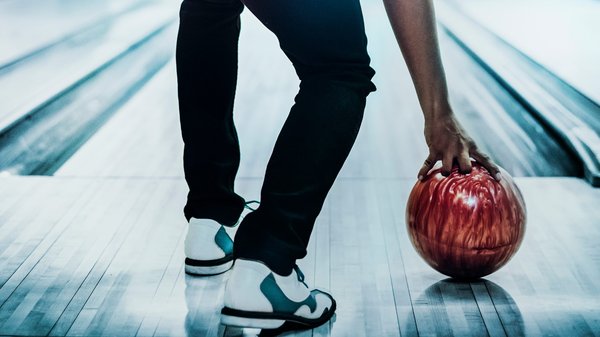 Guide pour choisir vos chaussures de bowling idéales